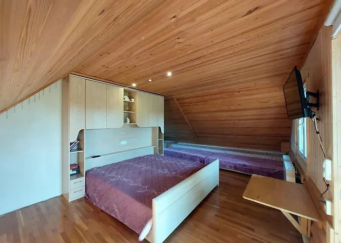 Blockhaus Elana Nyaraló